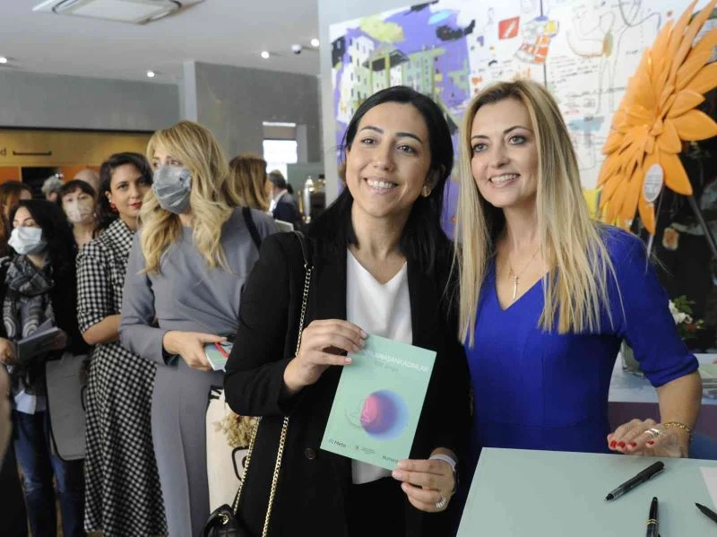 ‘Sınırları Aşan Kadınlar’ kitabı raflarda yerini aldı
