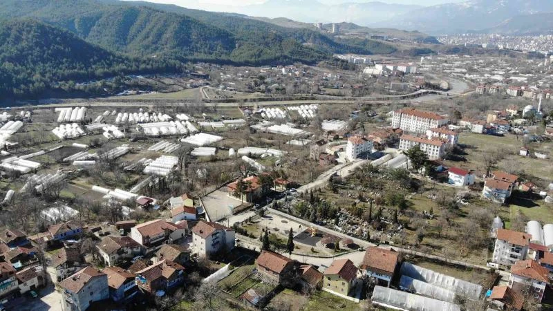 Türkiye’nin en kalabalık ikinci köyü ünlü marka ile dünyayı giydiriyor
