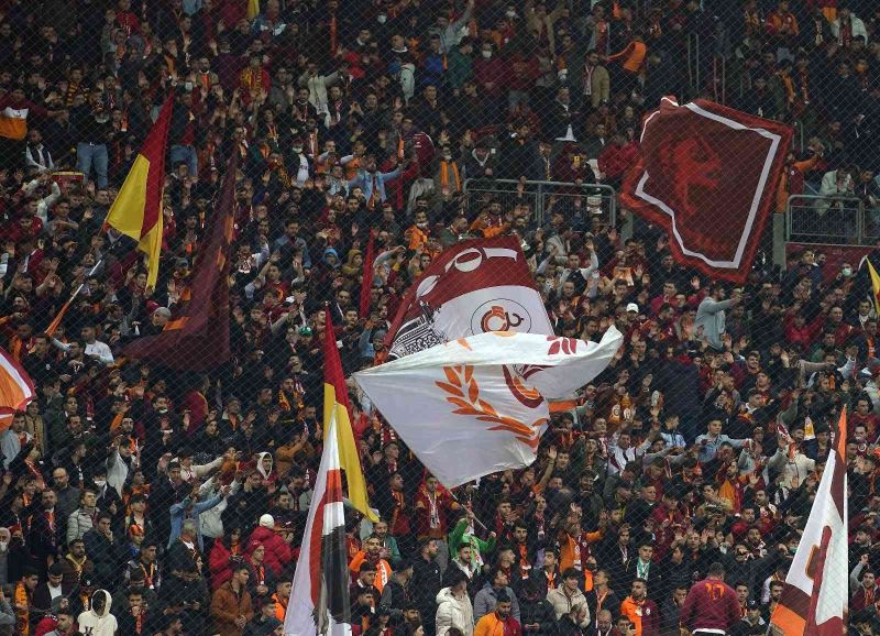Galatasaray - Kayserispor maçını 21 bin 832 taraftar takip etti