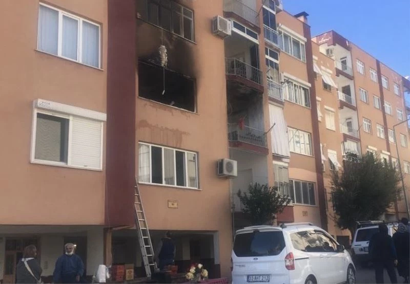 Klimanın sigortası evi yaktı
