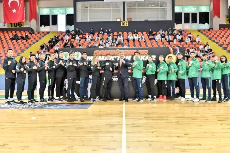 Mamaklı tekvandocu altın madalyanın sahibi
