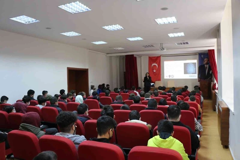 Emniyetten “SİBERAY” farkındalık eğitimi
