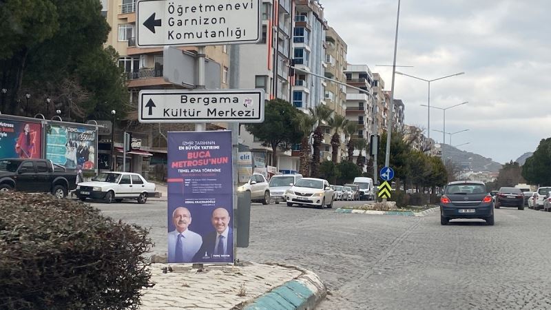 Bergama’da metro afişlerinin toplatıldığı iddiasına açıklama: “Afişler kondukları yerde duruyor”
