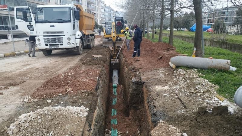 Erdek’te kanalizasyon çalışmaları bitmek üzere
