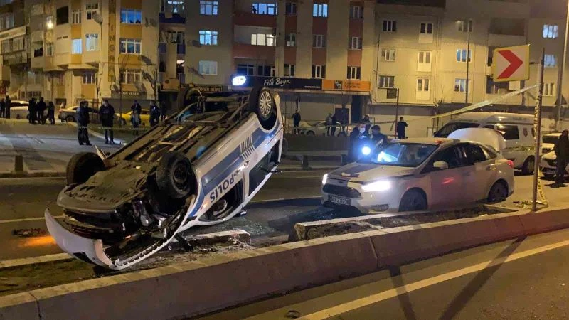 Polis aracı kovaladığı şüpheli araca çarparak takla attı: 2 polis yaralı
