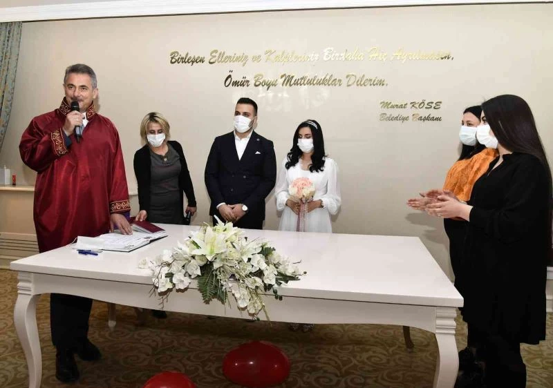 Mamak’ta 30 çift 14 Şubat’ta dünyaevine girdi
