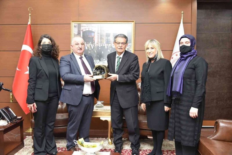 Eski Bakan Sami Güçlü Zonguldak’ta
