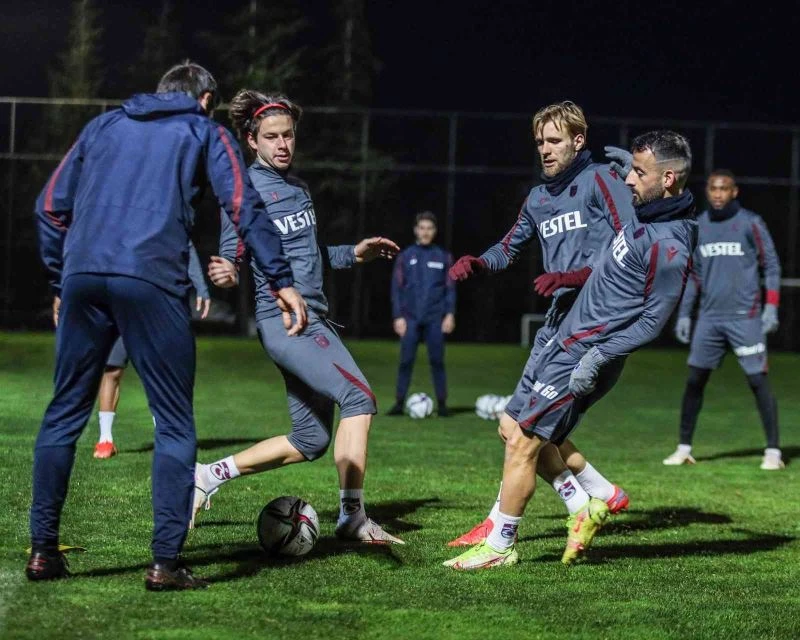 Trabzonspor Abdullah Avcı’dan yoksun çalıştı
