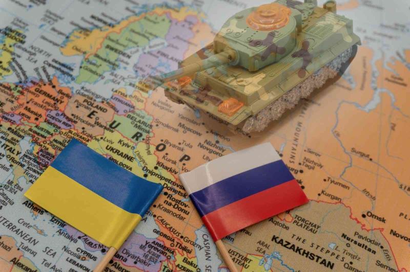 “Rusya-Ukrayna gerilimi NATO’nun stratejik yararınadır”
