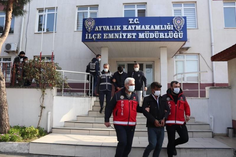 Balıkesir polisi dolandırıcılık çetesini çökertti
