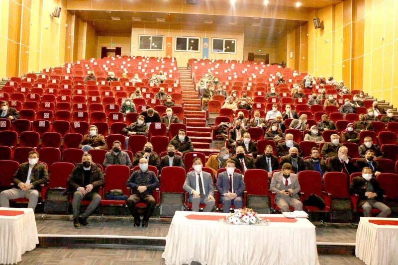 Sivas’ta Örgün Eğitimle Birlikte Hafızlık Projesi tanıtıldı
