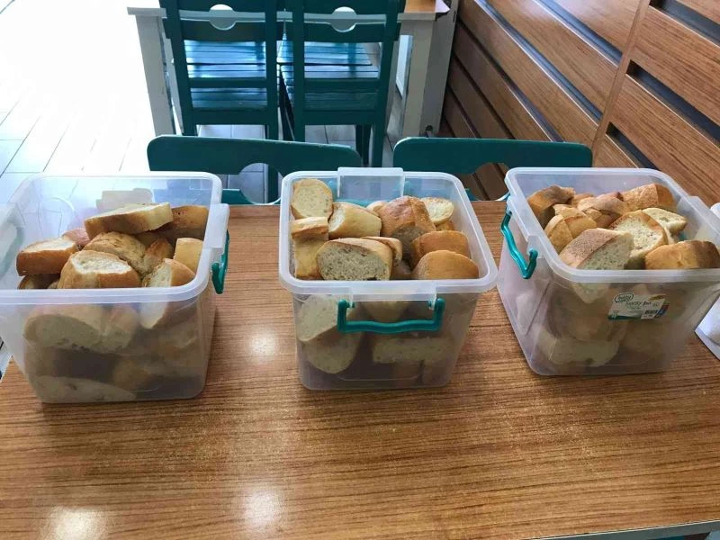 Burada artan ekmekler yeni yemeklere lezzet katıyor
