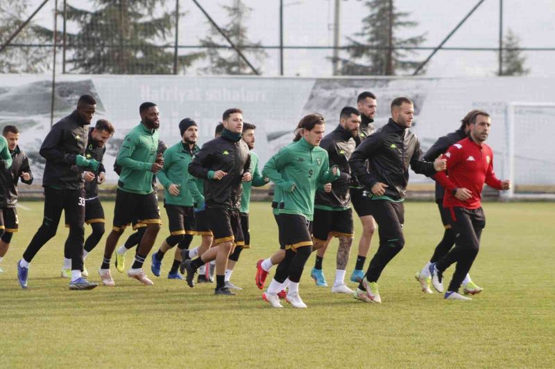 Bay haftasını moralli geçiren Kocaelispor’da gözler Tuzla deplasmanında
