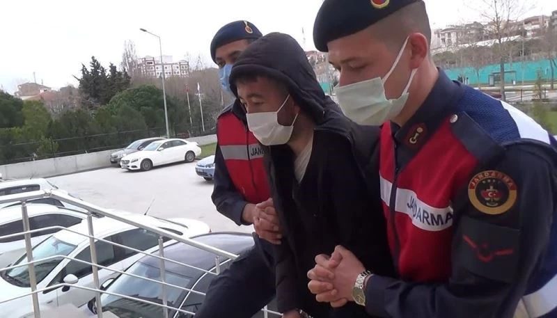 Eşini benzin dökerek yakan şahsın davası ertelendi
