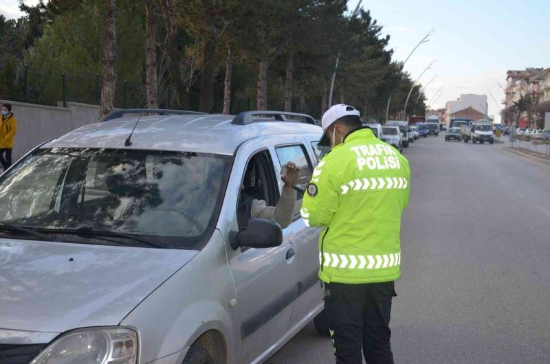 Uşak’ta bin 848 araç sürücüsüne para cezası kesildi

