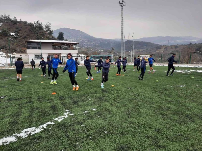 Bayırköyspor zorlu maç öncesi son hazırlıkları tamamladı
