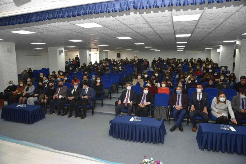 Öğrencilere Mustafa Kutlu’nun farklı yönlerini anlatıldı
