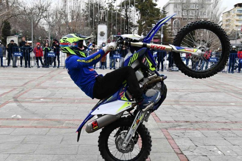 Motosnow sevenler Davraz’da bir araya geliyor
