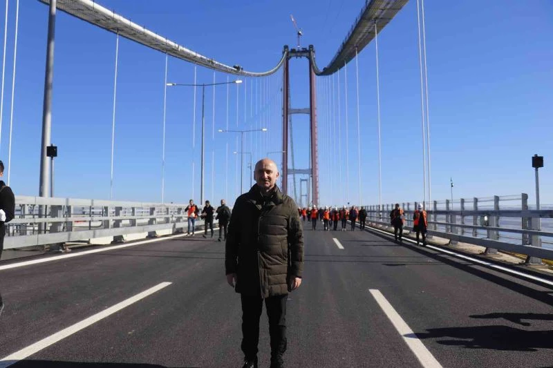 Bakan Karaismailoğlu: “Cumartesi günü Çanakkale Boğazı’na adeta bir mühür vurulmuş olacak”
