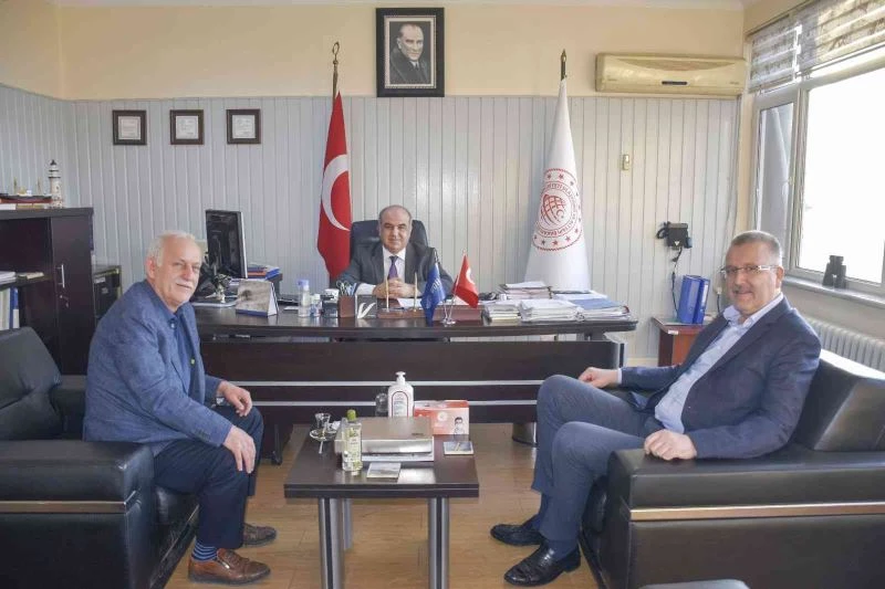 Bandırma’da Karacabey’in liman ve balıkçılık faaliyetleri konuşuldu
