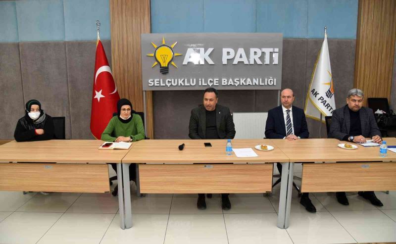 AK Parti Selçuklu Kadın Kolları seçim stratejisini belirledi
