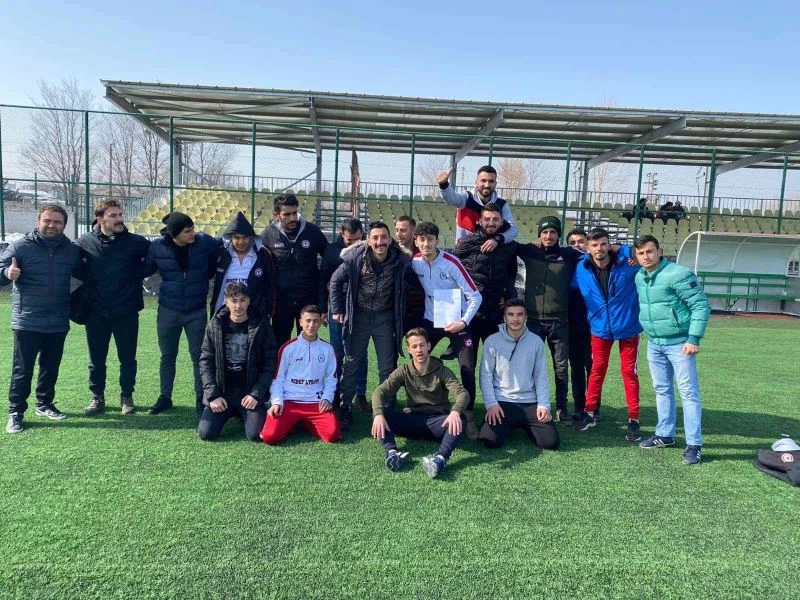 Kars amatörde ilk devre lideri Gazikars Spor
