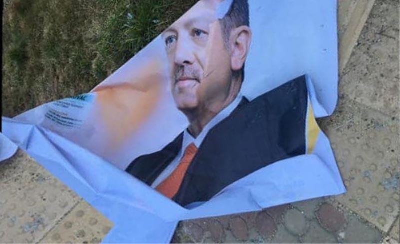 Cumhurbaşkanının afişlerini yırtan şahıs gözaltına alındı
