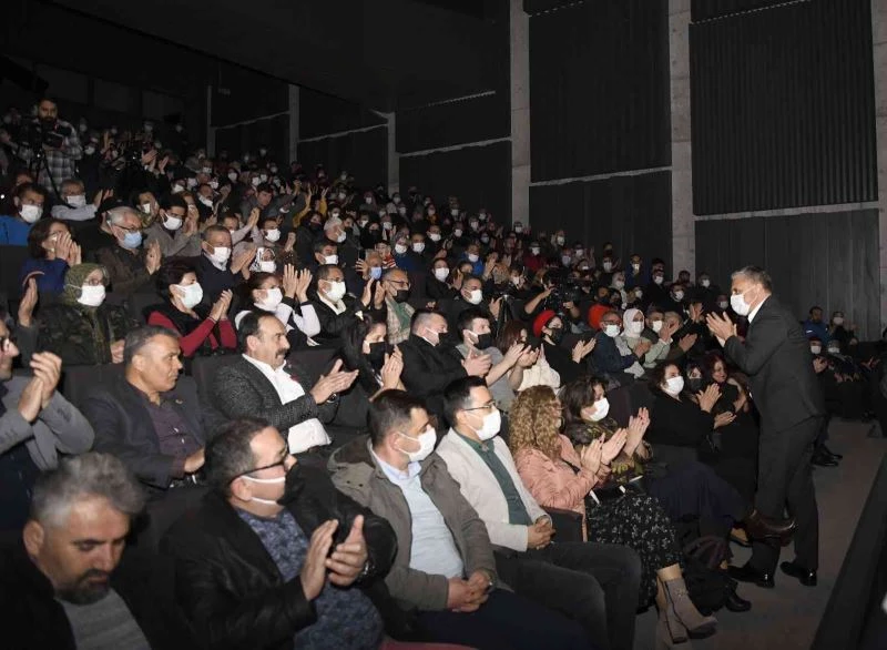 Başkan Uysal, “Türkiye’nin hikayesi Halit Önürlerin hikayesidir”
