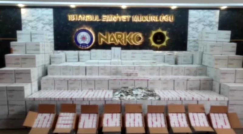 İstanbul’da uyuşturucu operasyonu: Matbaa ve ecza deposunda 831 bin hap ele geçirildi
