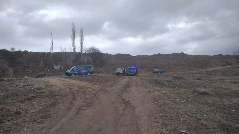 Soba yakmak isterken evini yaktı
