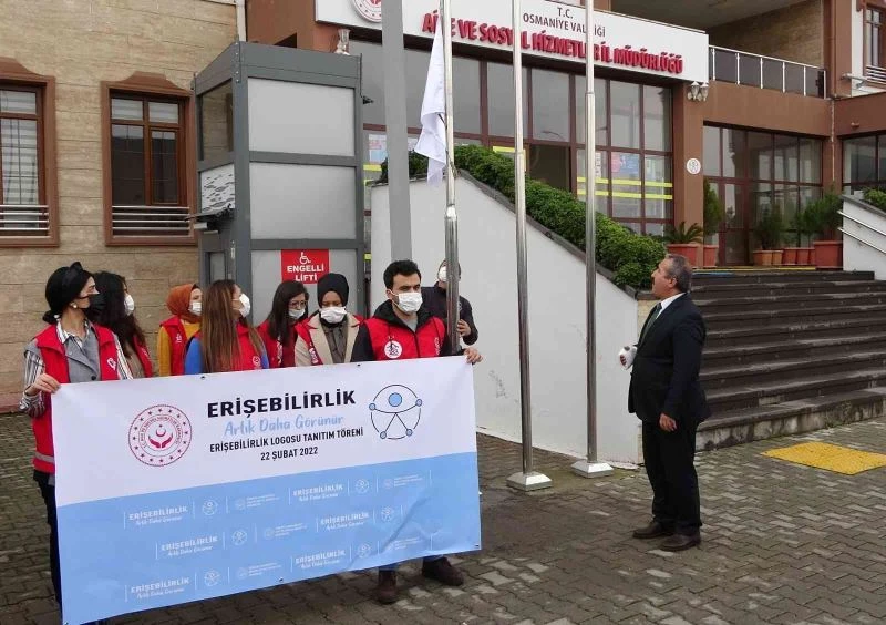 Erişebilirlik belgesi almaya hak kazanan kurumlara bayrakları teslim edildi
