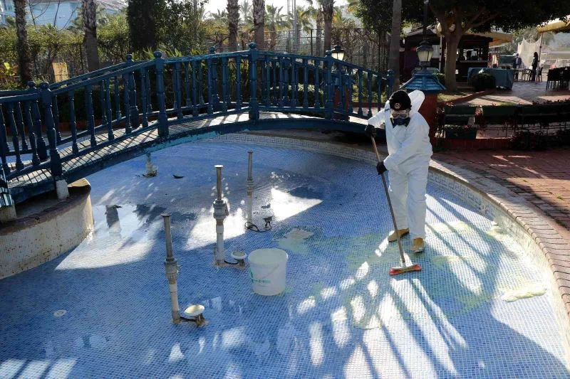 Alanya’da süs havuzları yaz dönemine hazırlanıyor
