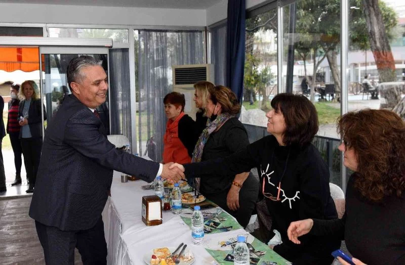 Muratpaşa Belediyesi 8 Mart’ta mor şemsiye ile yürüyecek
