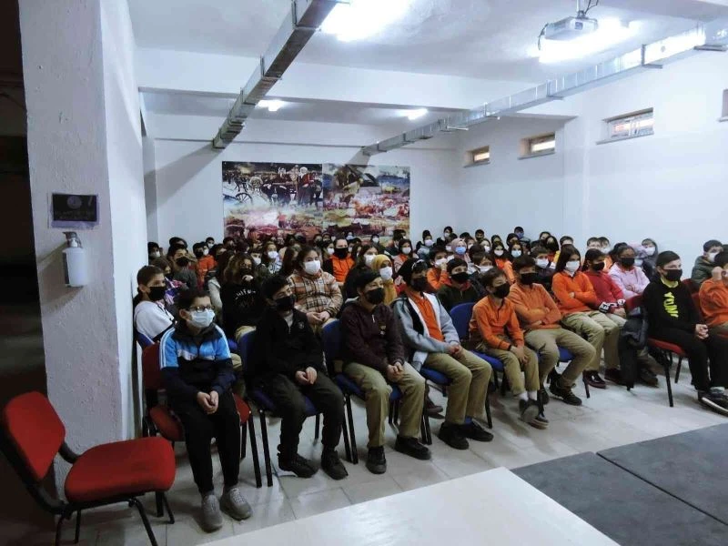 Ortaokul öğrencilerine ‘SİBERAY’ anlatıldı
