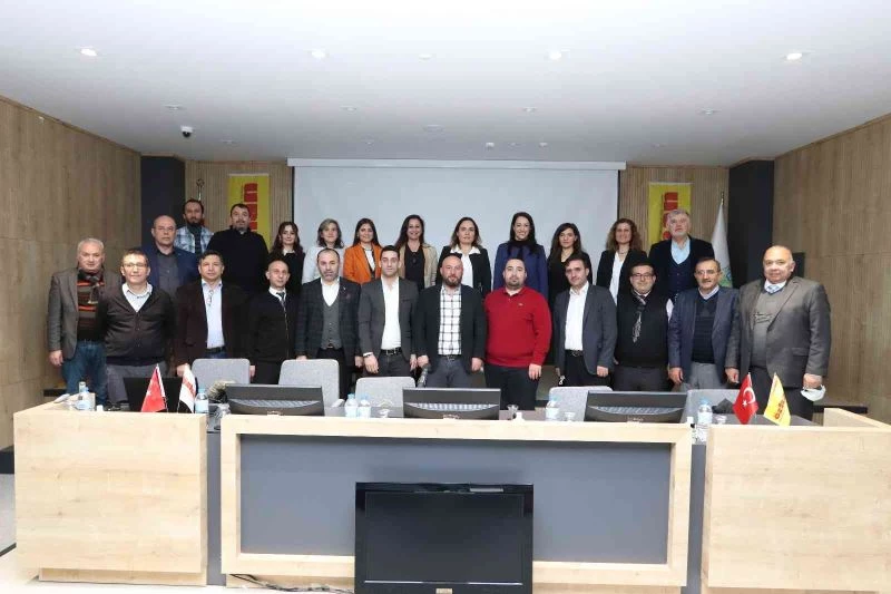 Özhan, emin adımlarla ilerliyor
