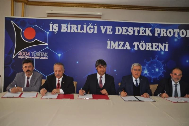 Afşin’de kurumlar arasında TÜBİTAK projeleri işbirliği ve destek protokolleri imzalandı