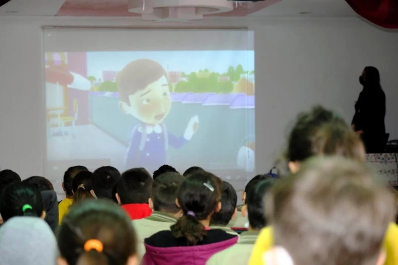 Öğrencilere sıfır atık ve çevre eğitimi verilmeye başlandı
