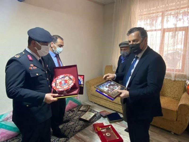 Şehit Çelik şahadetinin yıl dönümünde anıldı
