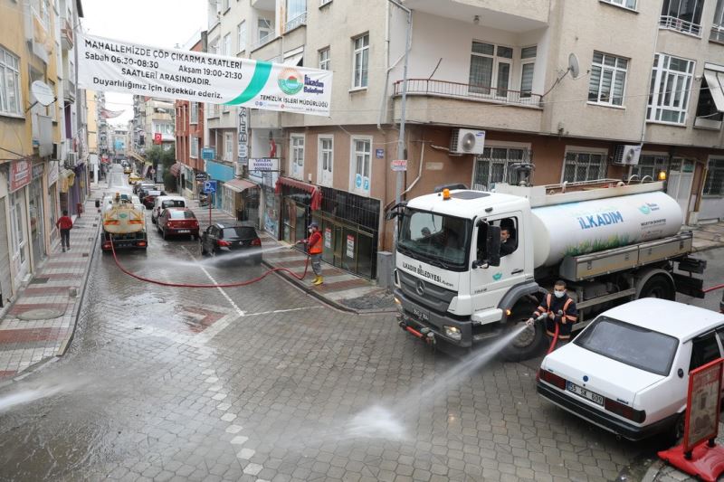 İlkadım’da temizlik işleri ekipleri tam kadro mahalle temizliğinde
