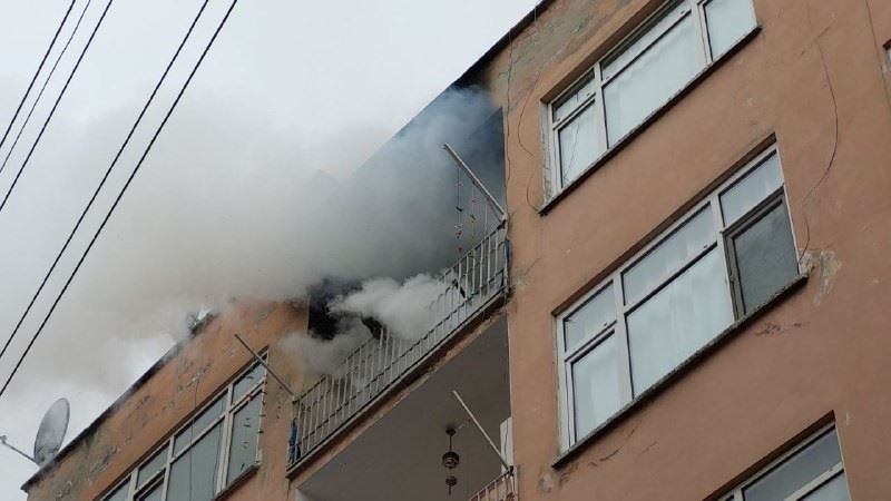 Samsun’da evde çıkan yangında kundaklama şüphesi

