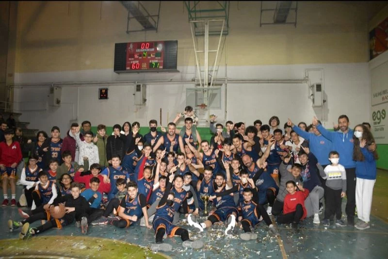 Potada şampiyon Salihli Cesur Yıldızlar oldu
