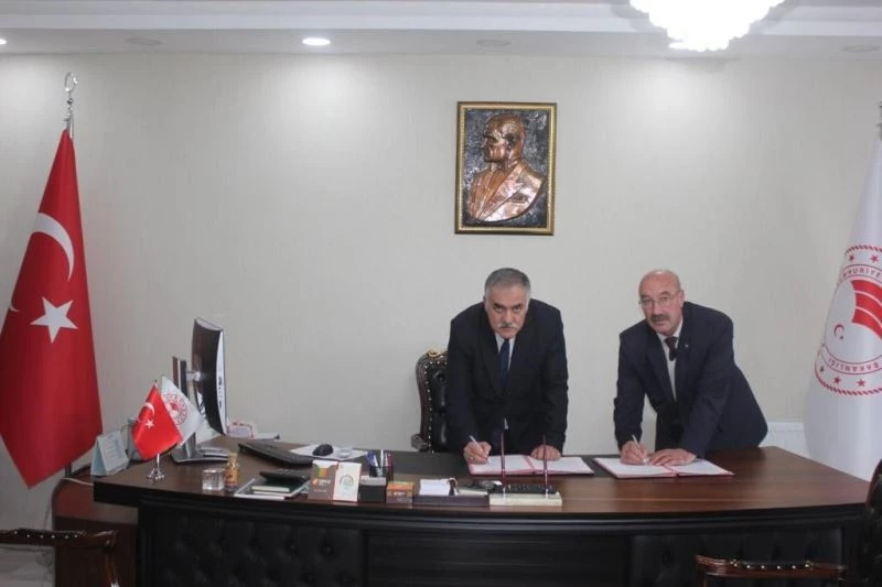 Muş’ta suni tohumlama konusunda işbirliği protokolü imzalandı
