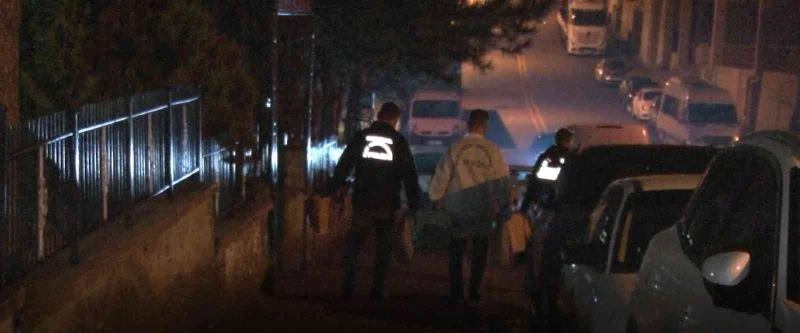 Babasını öldürdükten sonra intihar eden kişinin komşusu konuştu:
