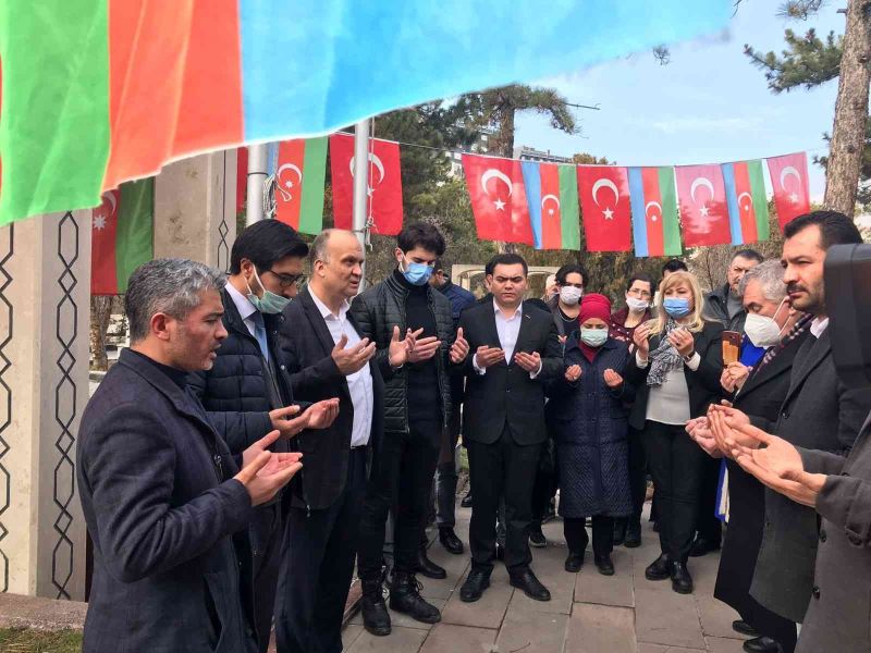 Mehmet Emin Resulzade vefatının 67’nci yıldönümünde kabri başında anıldı
