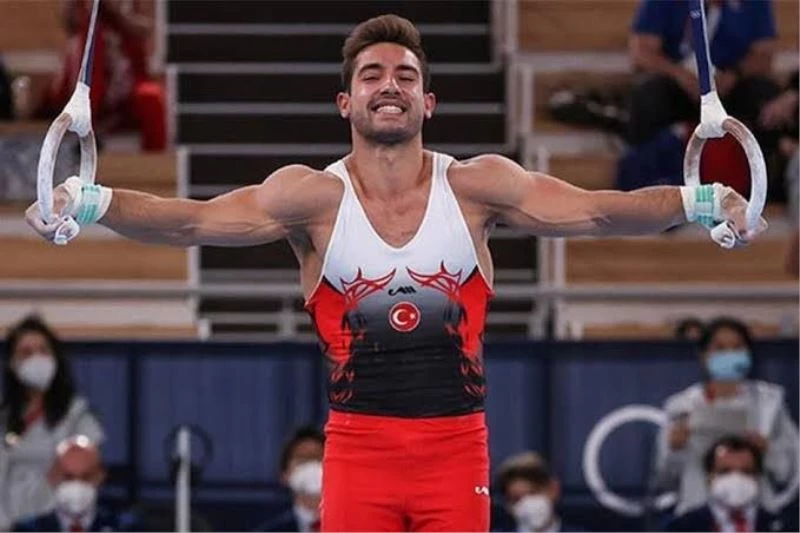 Başkan Atabay, Türkiye’yi gururlandıran şampiyonu tebrik etti
