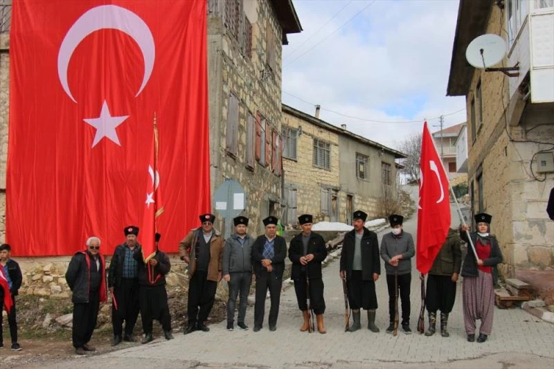 Milli mücadeleyi yürüyüşle canlandırdılar