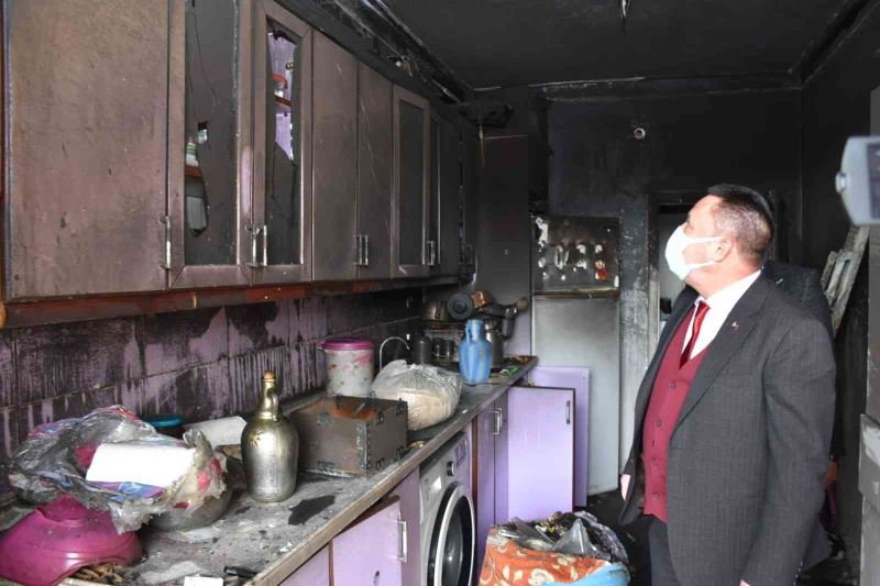 Başkan Beyoğlu’ndan evi yanan aileye destek ziyareti
