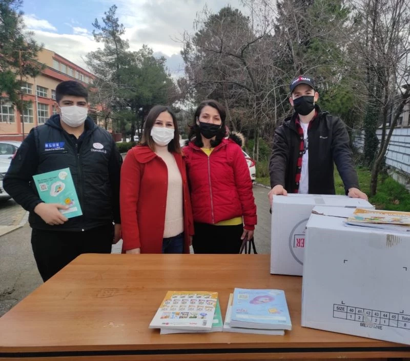 Atatürk MTAL öğrencilerinden atık kağıt toplama kampanyası
