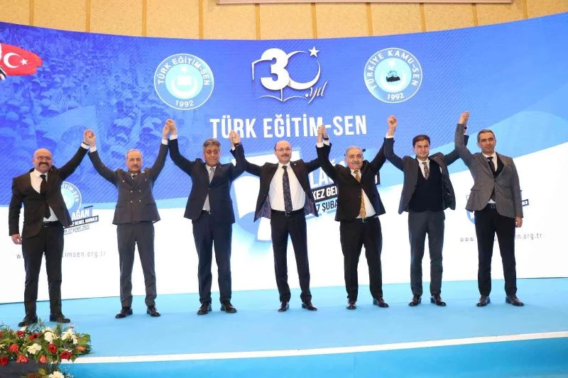 Türk Eğitim-Sen Genel Başkanı Geylan güven tazeledi
