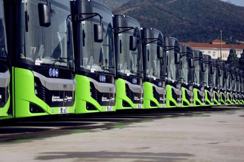 22 yeni otobüs seferlere başladı
